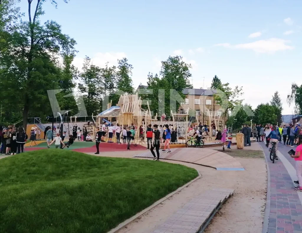 Tunnel slides for the playground