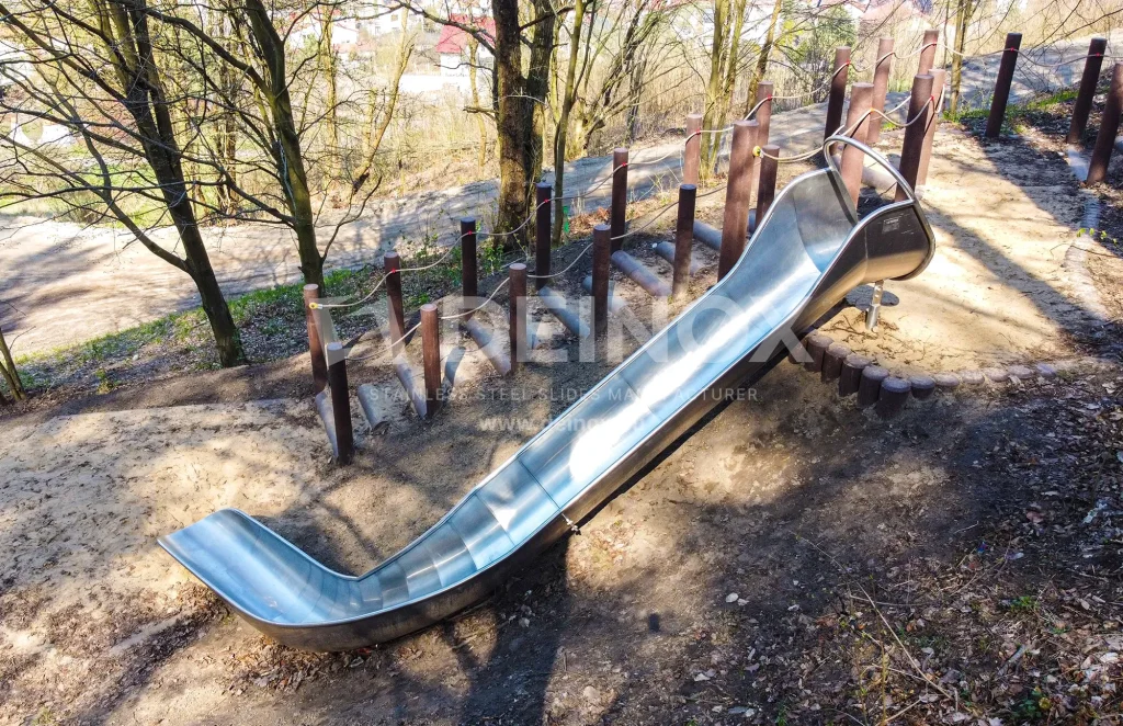 Scoop slide half tube