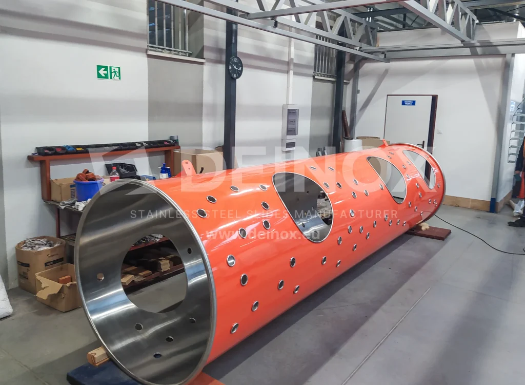 Stainless steel playground tunnel